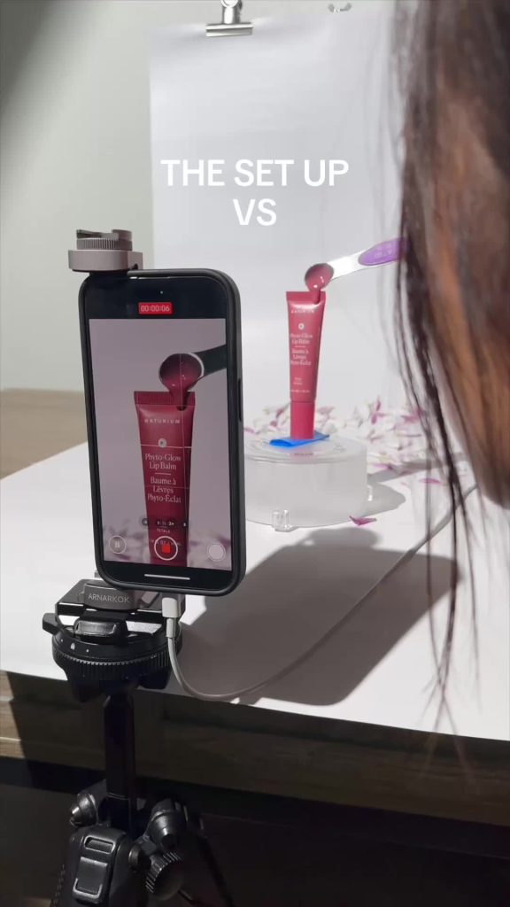 * Cue les dramatiques * Aimez-vous voir les coulisses en premier ou final sh