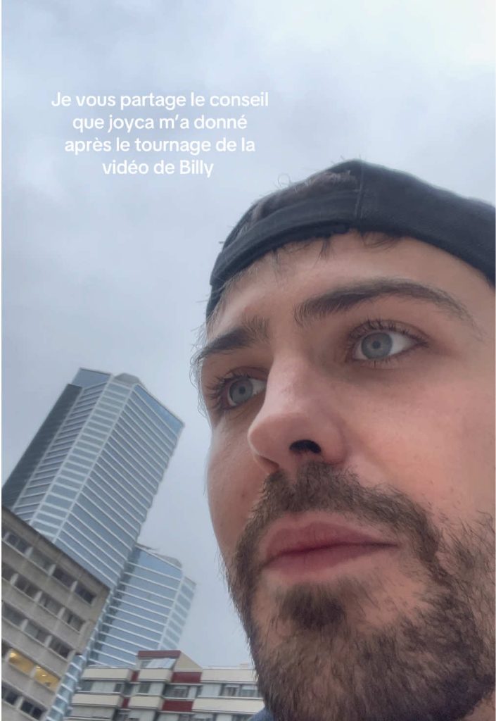 Ça s’est coupé à la fin car j’avais plus d’espace MDRRR Encore merci