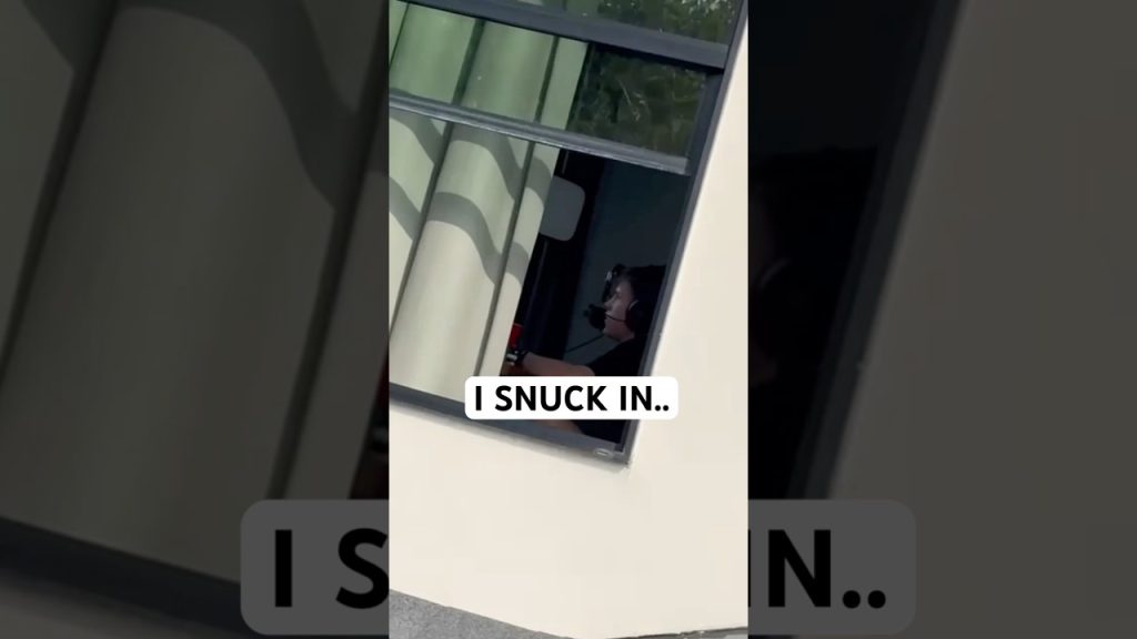 I Broke into this Big YouTubers House..