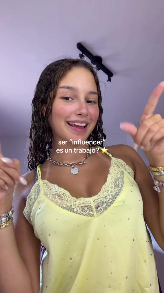 grwm alors que nous parlons de ce que signifie être un créateur de contenu : l'estime de soi,