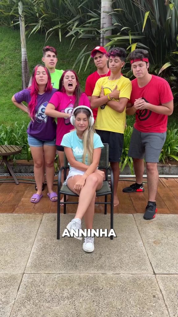 Défi casque avec la rose Clara Rios Vick Martins Abreu