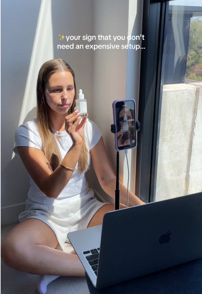 Comment créer du contenu de haute qualité à la maison pour votre prochaine collaboration vidéo UGC