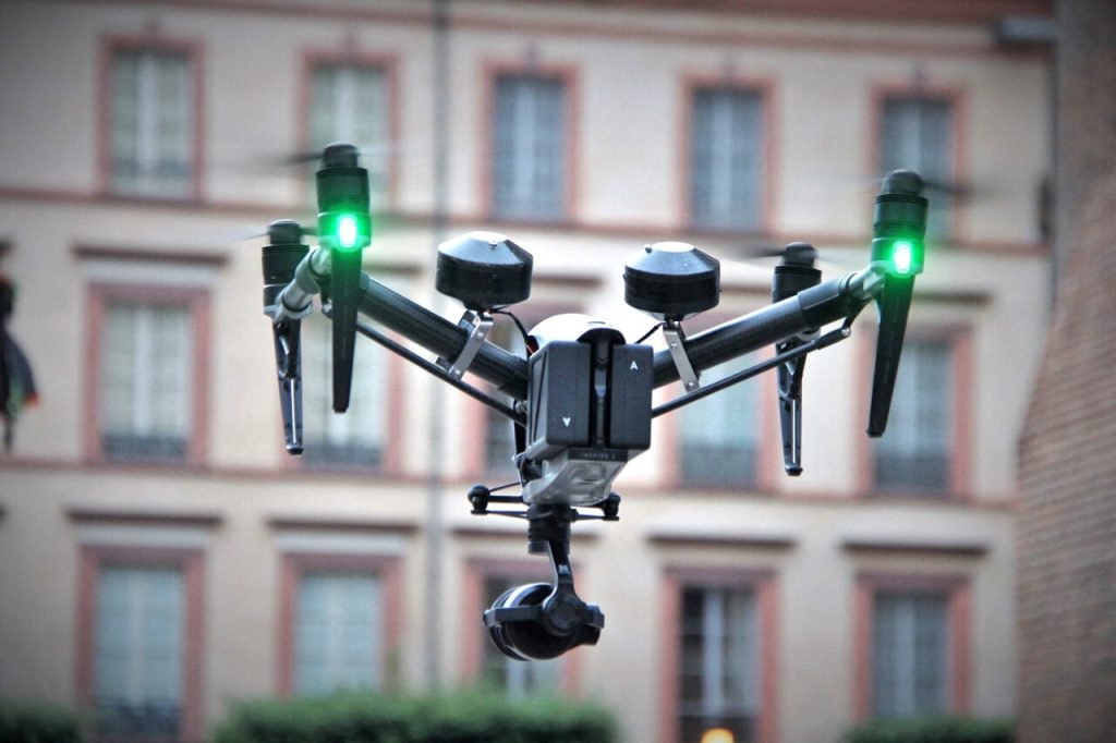 la prison d'Albi sous haute surveillance depuis le ciel