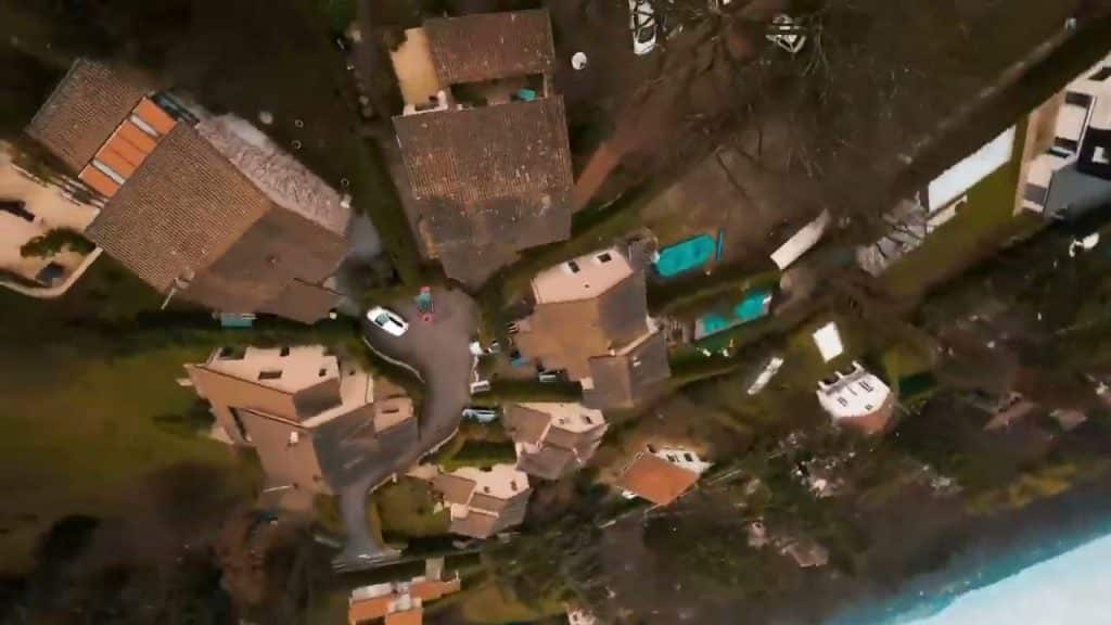 um belo vôo cinematográfico com drone