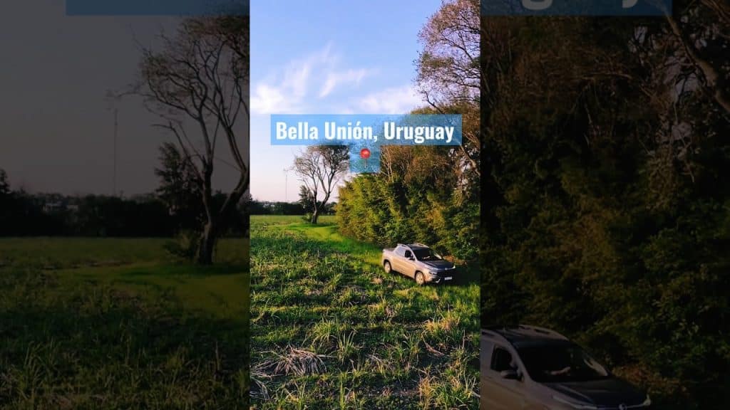 Filmación con dron a vehículo en movimiento
